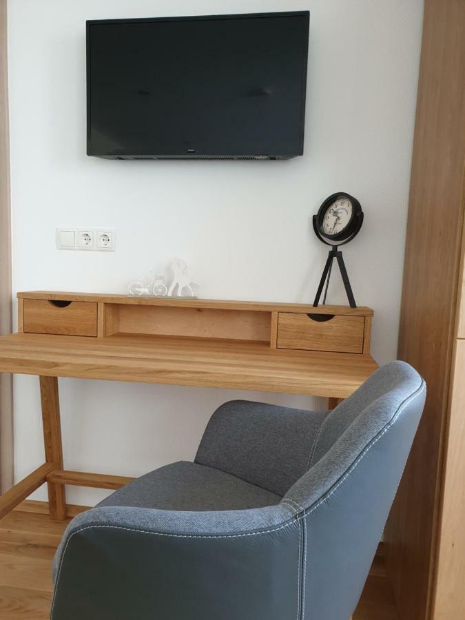 Beim Hooch. Egon Apartment Brucktal Exterior photo